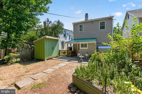 Exterior - 4430 Grant Rd NW, Washington, DC 20016 photo 4 of 7