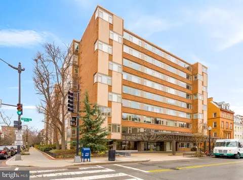 1545 18th St NW #111, Washington, DC 20036
