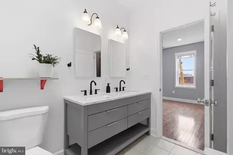 Bath - 1710 3rd NE, Washington, DC 20002 photo 4 of 5