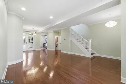 Living - 1710 3rd NE, Washington, DC 20002 photo 3 of 5