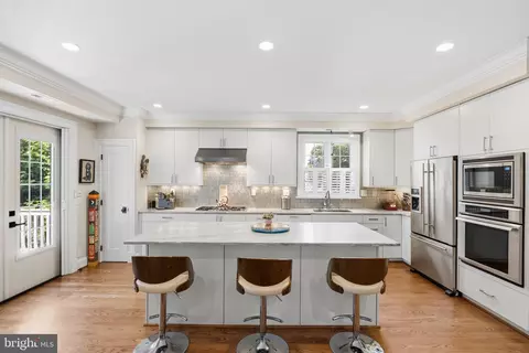 Kitchen - 3624 Davis St NW, Washington, DC 20007 photo 2 of 3