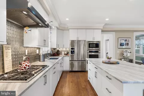Kitchen - 3624 Davis St NW, Washington, DC 20007 photo 3 of 3