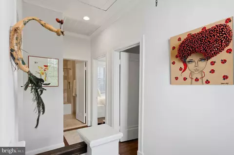 Entry Way - 3624 Davis St NW, Washington, DC 20007 photo 2 of 3