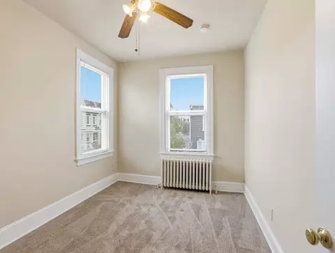 Bedroom - 140 U St NE, Washington, DC 20002 photo 5 of 6