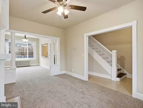 Living - 140 U St NE, Washington, DC 20002 photo 2 of 4