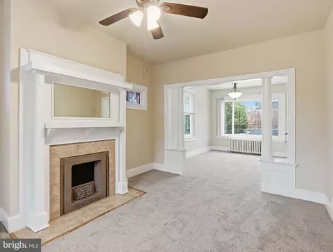 Living - 140 U St NE, Washington, DC 20002 photo 1 of 4
