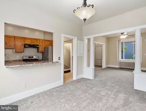 Living - 140 U St NE, Washington, DC 20002 photo 4 of 4