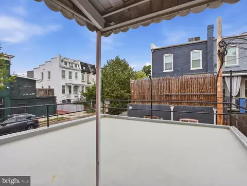 Exterior - 140 U St NE, Washington, DC 20002 photo 5 of 5