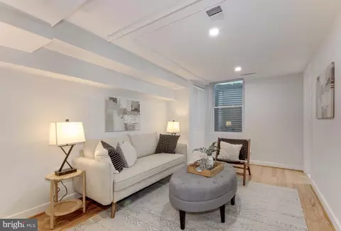 Living - 729 3rd St SW, Washington, DC 20024 photo 4 of 4