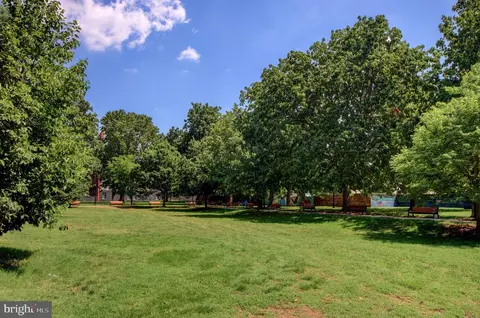 Other - 729 3rd St SW, Washington, DC 20024 photo 8 of 10