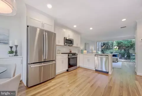 Kitchen - 729 3rd St SW, Washington, DC 20024 photo 1 of 2