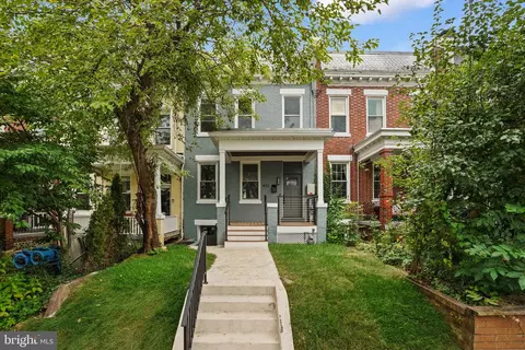 432 Newton Pl NW, Washington, DC 20010