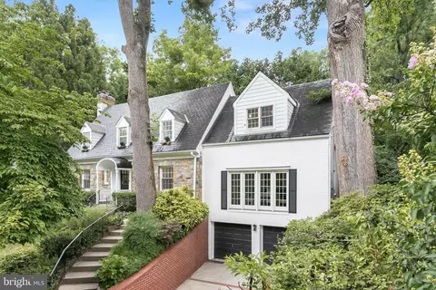 5193 NW Watson St NW, Washington, DC 20016