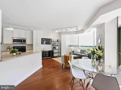 955 26th St NW #309, Washington, DC 20037
