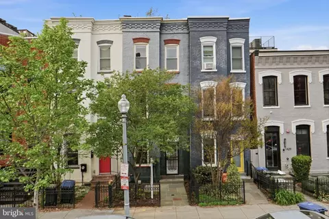 Exterior - 1433 W Street St NW, Washington, DC 20009 photo 1 of 7