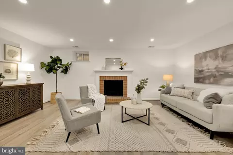 Living - 2313 37th St NW, Washington, DC 20007 photo 5 of 6