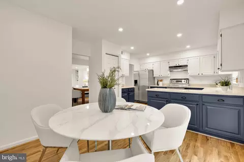 Dining - 2313 37th St NW, Washington, DC 20007 photo 4 of 5