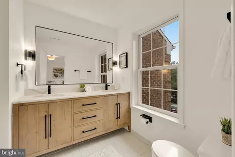 Bath - 2313 37th St NW, Washington, DC 20007 photo 3 of 3