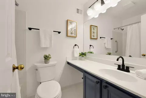 Bath - 2313 37th St NW, Washington, DC 20007 photo 2 of 3