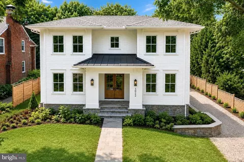 5022 Cathedral Ave NW, Washington, DC 20016