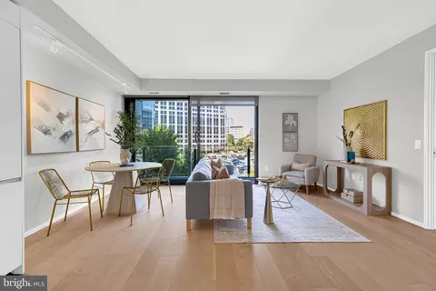 920 I St NW #403, Washington, DC 20001