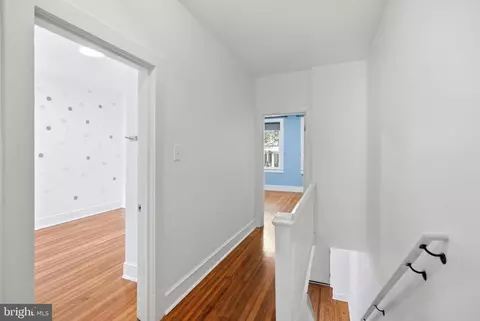 Entry Way - 215 15th St NE, Washington, DC 20002 photo 4 of 5