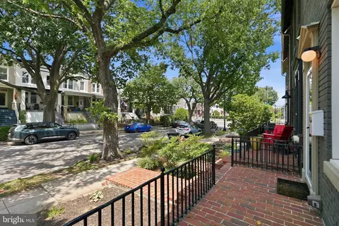 Exterior - 215 15th St NE, Washington, DC 20002 photo 4 of 9