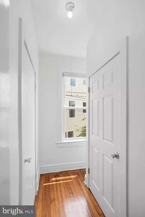 Entry Way - 215 15th St NE, Washington, DC 20002 photo 5 of 5
