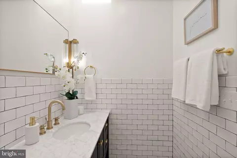 Bath - 210 4th St SE, Washington, DC 20003 photo 5 of 7