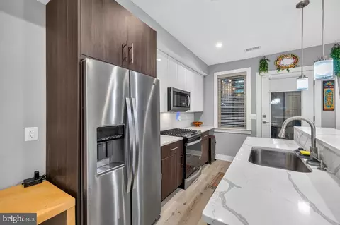 818 Kennedy St NW #2, Washington, DC 20011