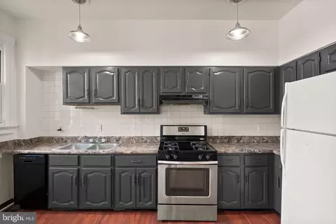 Kitchen - 310 K St NE, Washington, DC 20002 photo 4 of 4