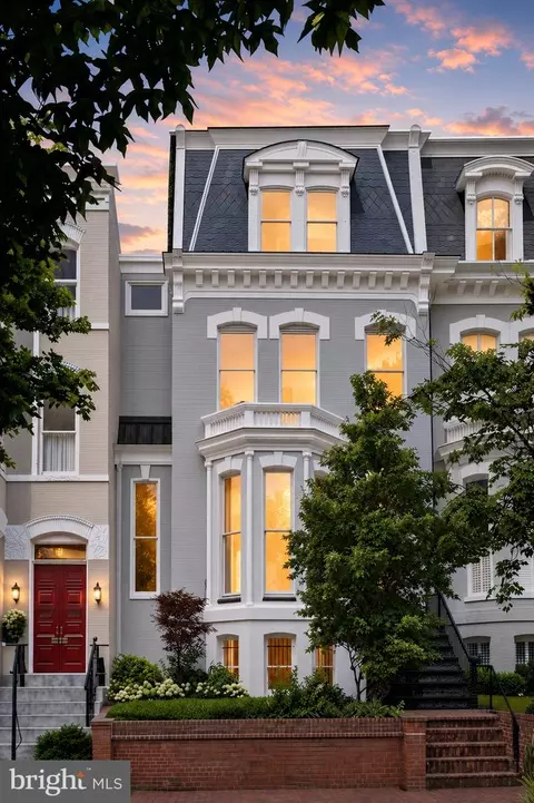 1418 33rd St NW, Washington, DC 20007