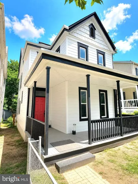 1358 Valley Pl SE, Washington, DC 20020