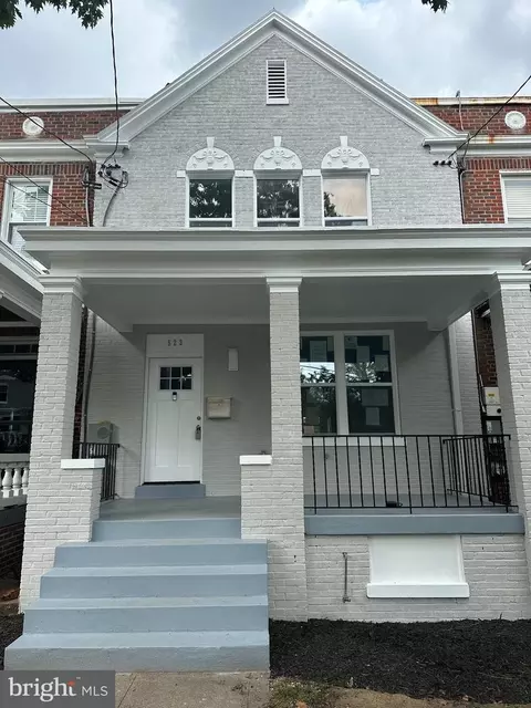 523 Oglethorpe St NW, Washington, DC 20011