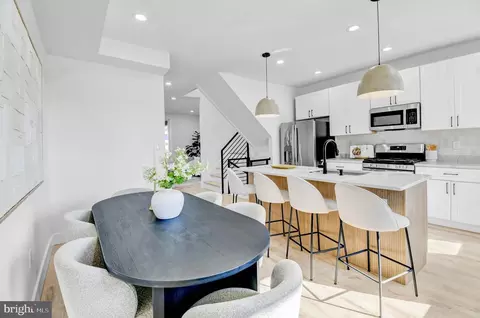 Dining - 517 Florida Ave NE, Washington, DC 20002 photo 1 of 2
