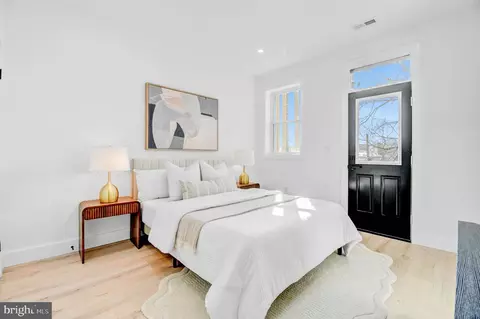 Bedroom - 517 Florida Ave NE, Washington, DC 20002 photo 1 of 10