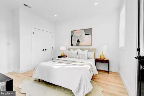 Bedroom - 517 Florida Ave NE, Washington, DC 20002 photo 2 of 10