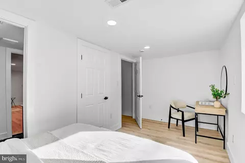 Bedroom - 517 Florida Ave NE, Washington, DC 20002 photo 10 of 10