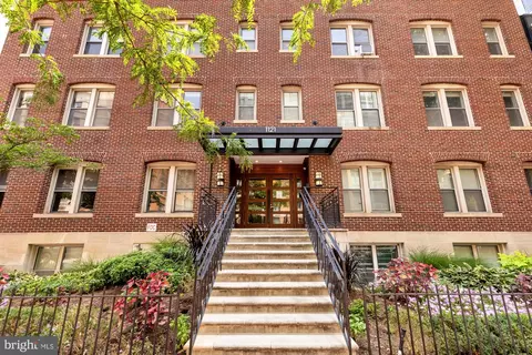 1121 24th St NW #209, Washington, DC 20037