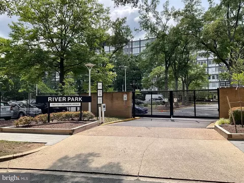 1311 Delaware Ave SW # S345, Washington, DC 20024