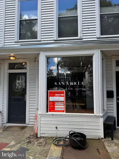 409 E Capitol St SE, Washington, DC 20003 photo 3