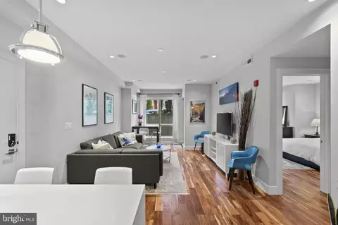 1337 K St SE # 101, Washington, DC 20003