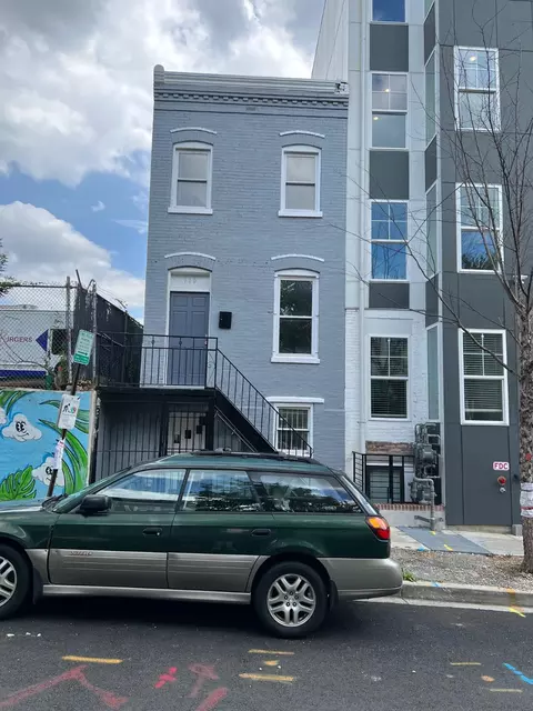 710 Girard St NW, Washington, DC 20001