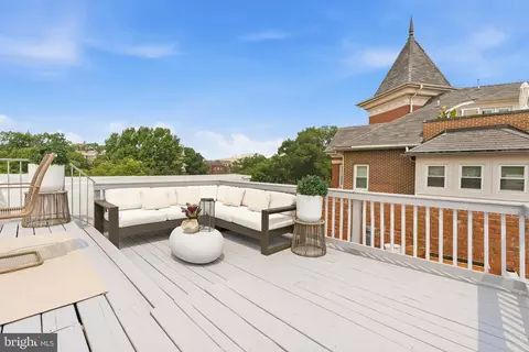 Exterior - 1229 O St NW, Washington, DC 20005 photo 5 of 5