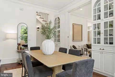Dining - 1229 O St NW, Washington, DC 20005 photo 3 of 4