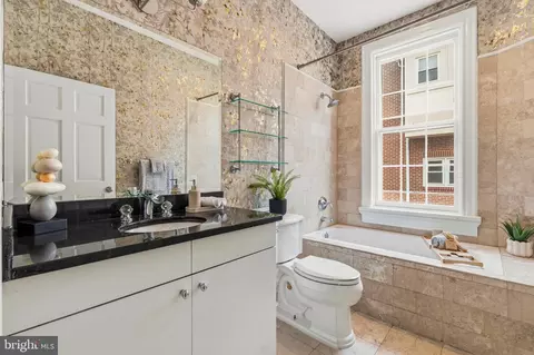 Bath - 1229 O St NW, Washington, DC 20005 photo 4 of 5