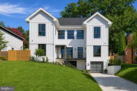7049 Western Ave NW, Washington, DC 20015