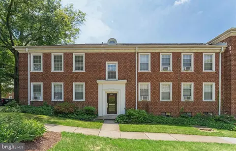 2813 31st St SE #A520, Washington, DC 20020