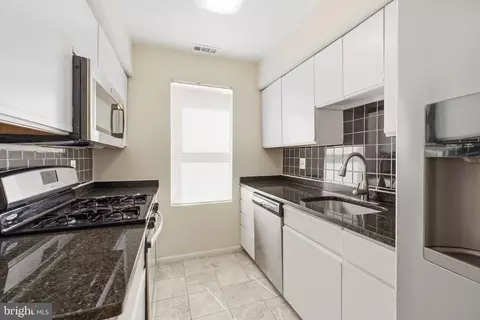 Kitchen - 737 3rd St NE, Washington, DC 20002 photo 1 of 2