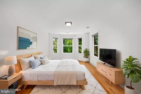 Bedroom - 4561 Macarthur Blvd NW, Washington, DC 20007 photo 1 of 6